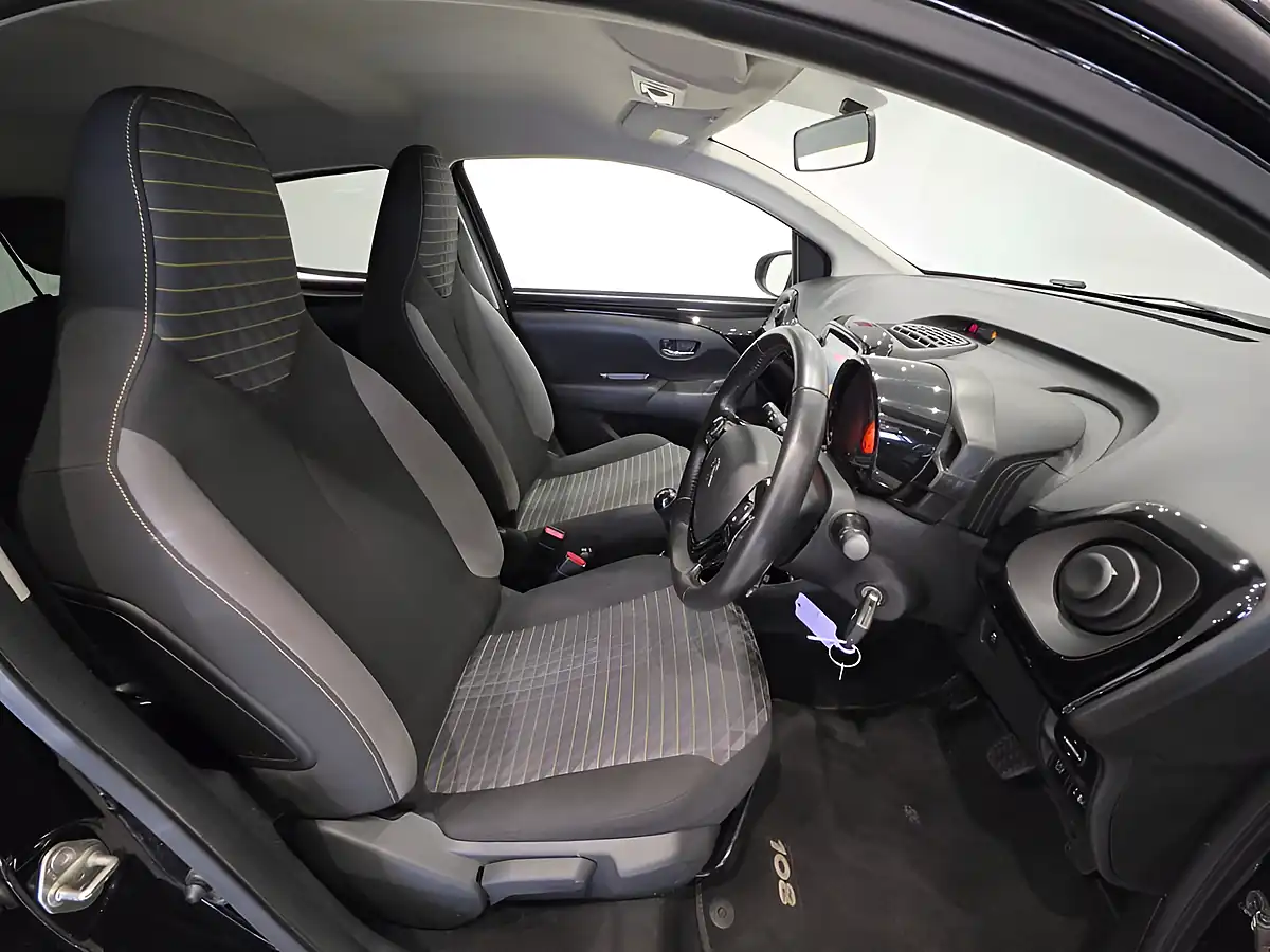 Used 2021 Peugeot 108 Collection Black - Interior and Exterior details 11