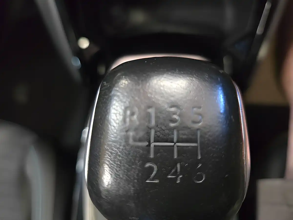 Used 2021 Peugeot 2008 Allure Orange - Interior and Exterior details 10
