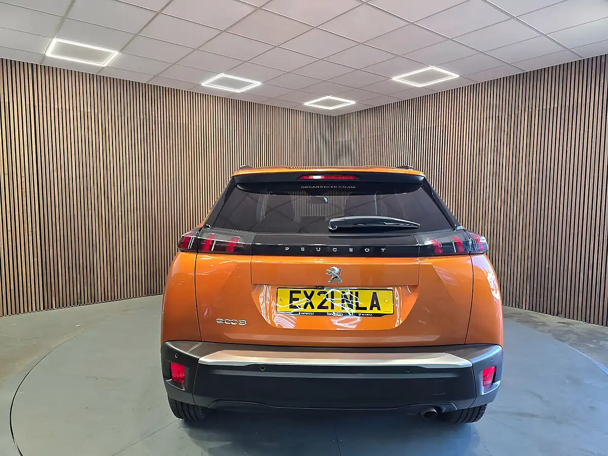 Used 2021 Peugeot 2008 Allure Orange - Interior and Exterior details 6