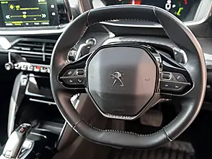Used 2021 Peugeot 2008 Allure Premium Orange - Interior and Exterior details 12