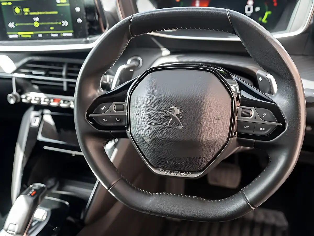 Used 2021 Peugeot 2008 Allure Premium Orange - Interior and Exterior details 12
