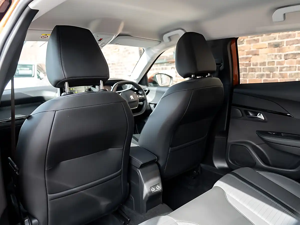 Used 2021 Peugeot 2008 Allure Premium Orange - Interior and Exterior details 6