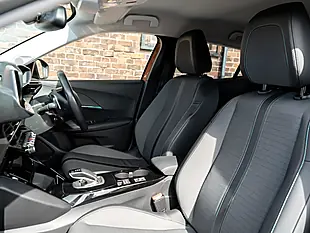 Used 2021 Peugeot 2008 Allure Premium Orange - Interior and Exterior details 8