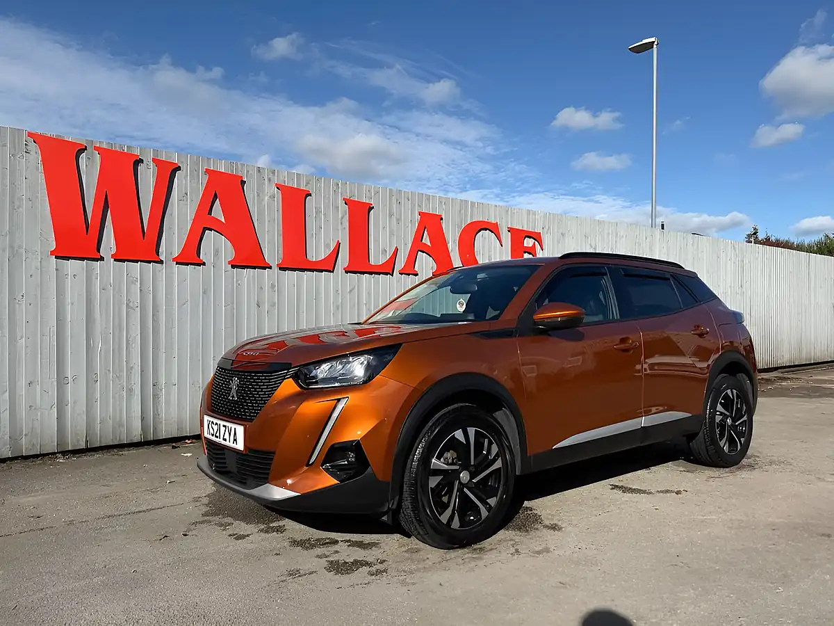 Used 2021 Peugeot 2008 Allure Premium Orange - Interior and Exterior details 8
