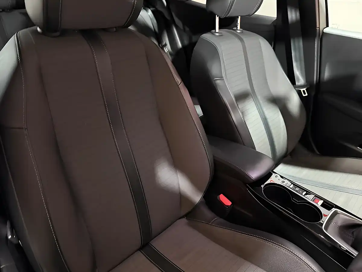 Used 2021 Peugeot 2008 Allure Premium White - Interior and Exterior details 11
