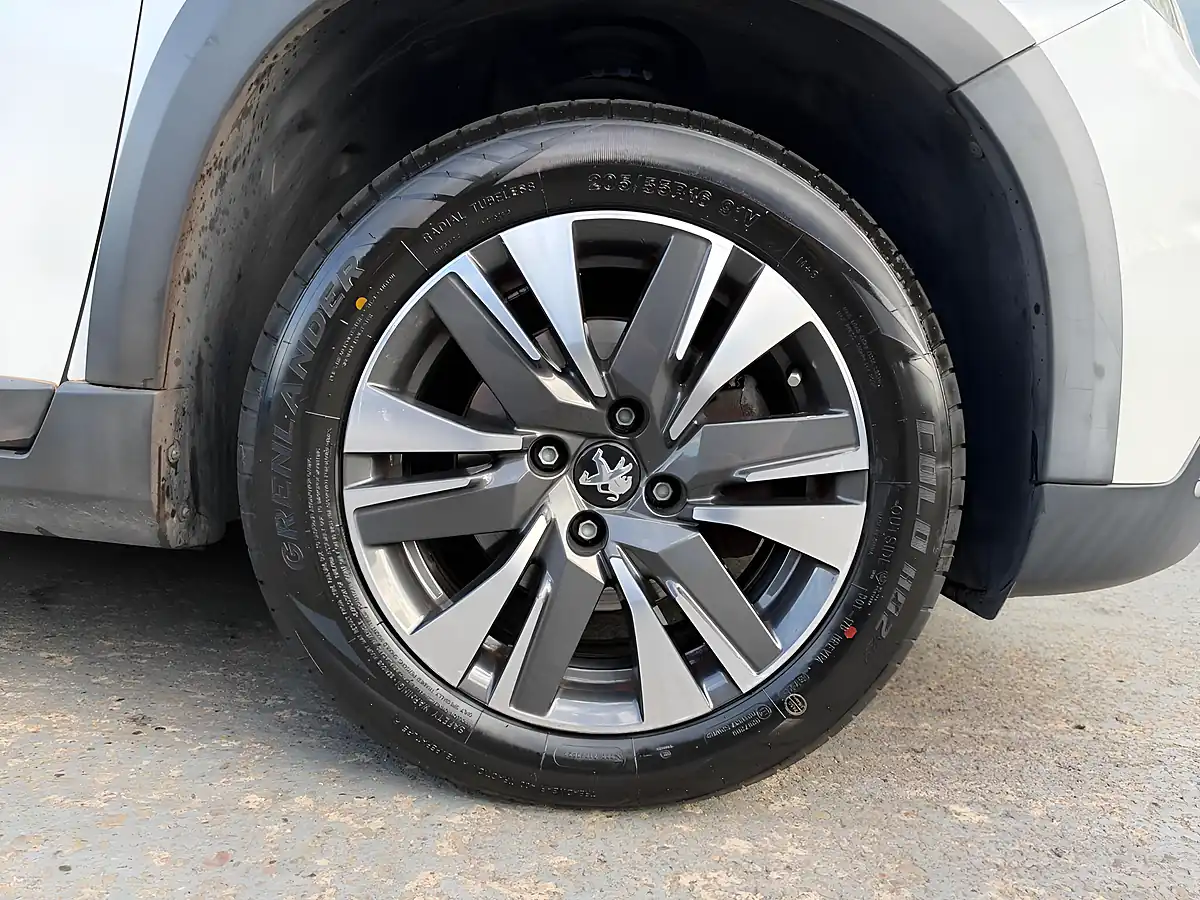 Used 2021 Peugeot 2008 Allure White - Interior and Exterior details 20
