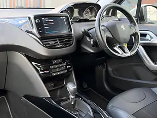 Used 2021 Peugeot 2008 Allure White - Interior and Exterior details 3