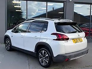 Used 2021 Peugeot 2008 Allure White - Interior and Exterior details 6