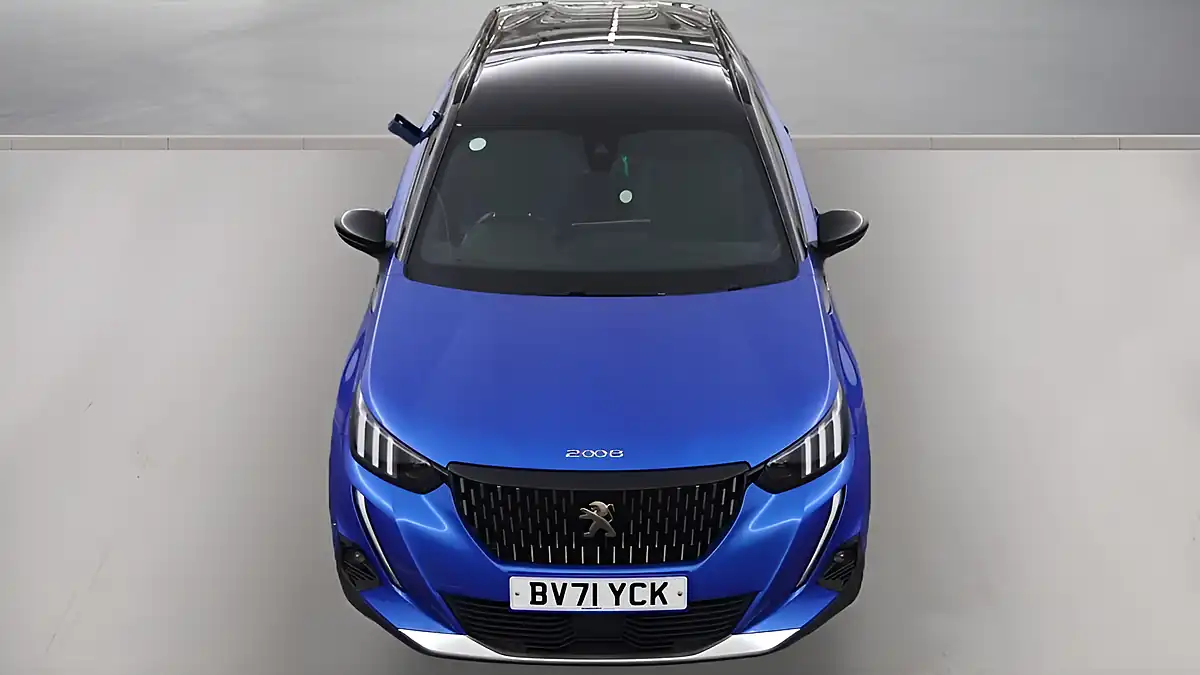 Used 2021 Peugeot 2008 GT Blue - Interior and Exterior details 13
