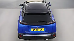 Used 2021 Peugeot 2008 GT Blue - Interior and Exterior details 14