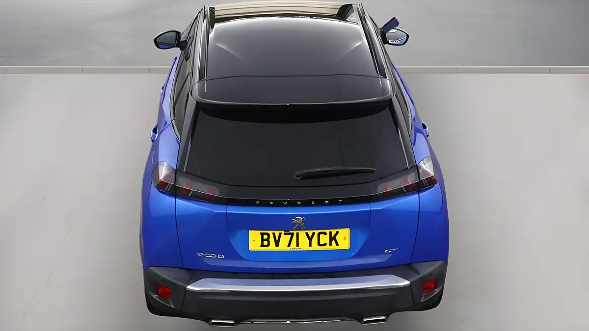 Used 2021 Peugeot 2008 GT Blue - Interior and Exterior details 14