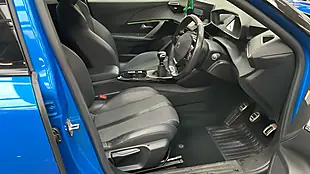 Used 2021 Peugeot 2008 GT Blue - Interior and Exterior details 18