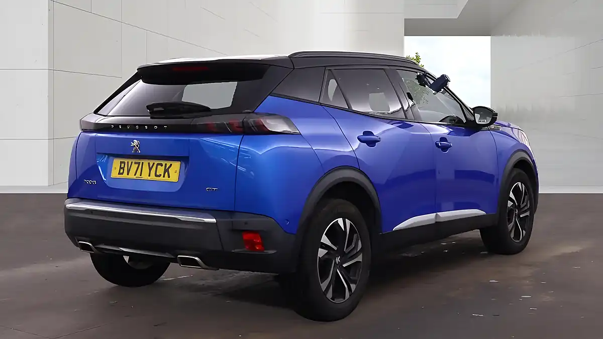 Used 2021 Peugeot 2008 GT Blue - Interior and Exterior details 9