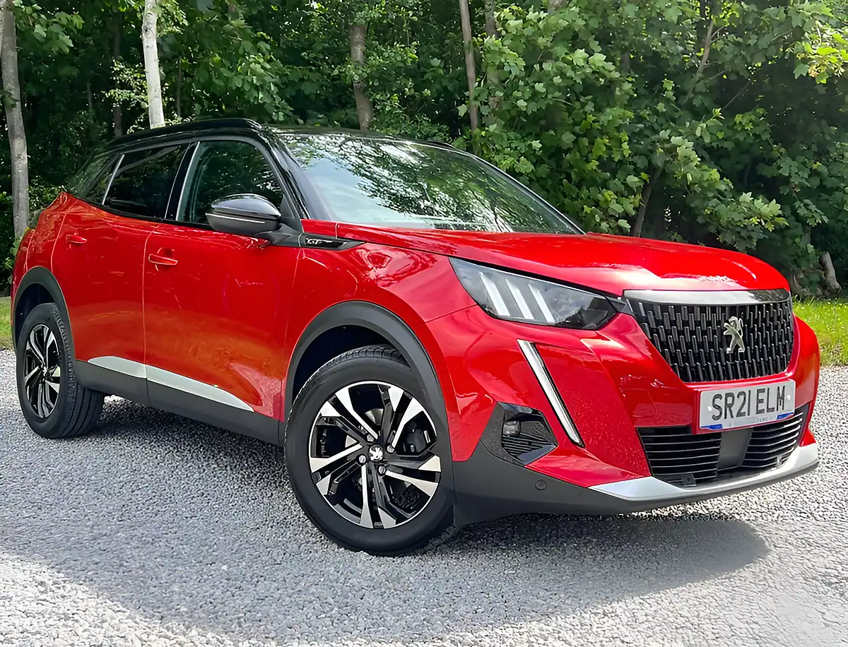 Used 2021 Peugeot 2008 GT Elixir Red - Front View
