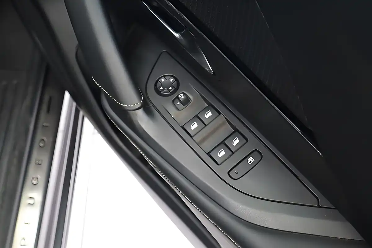 Used 2021 Peugeot 2008 GT Grey - Interior and Exterior details 11