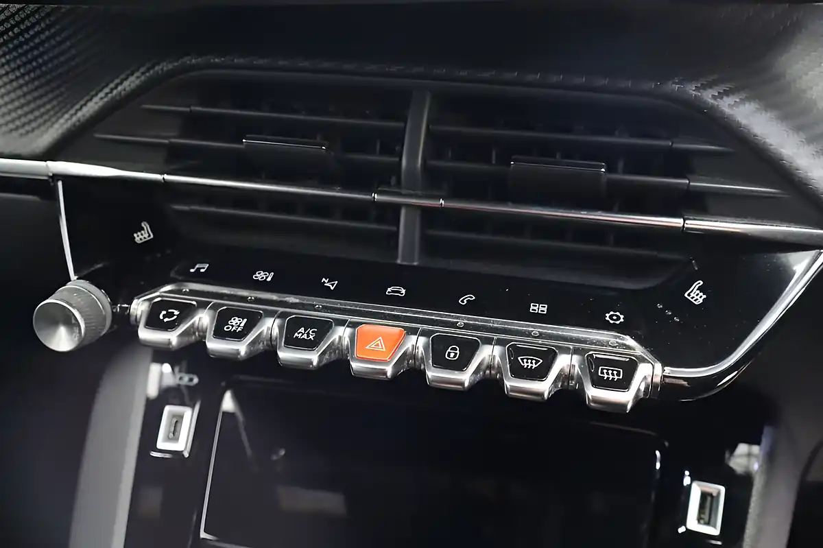 Used 2021 Peugeot 2008 GT Grey - Interior and Exterior details 13