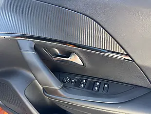Used 2021 Peugeot 2008 GT Orange - Interior and Exterior details 12