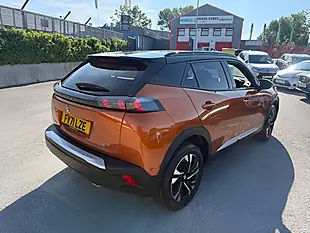 Used 2021 Peugeot 2008 GT Orange - Interior and Exterior details 8
