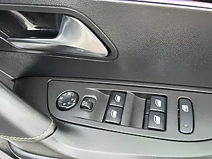 Used 2021 Peugeot 2008 GT Premium White - Interior and Exterior details 13