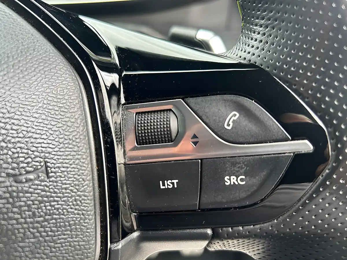 Used 2021 Peugeot 2008 GT Premium White - Interior and Exterior details 15