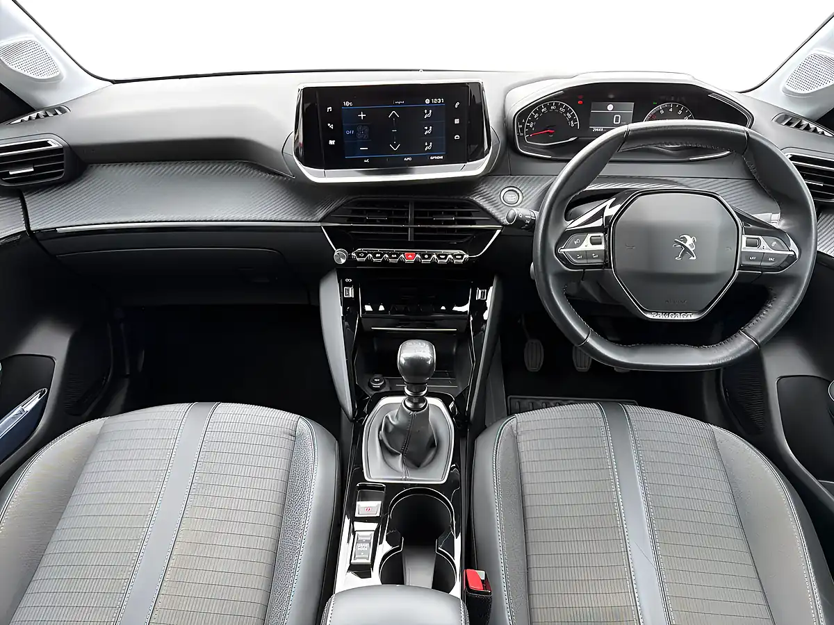 Used 2021 Peugeot 208 Allure Blue - Interior and Exterior details 10