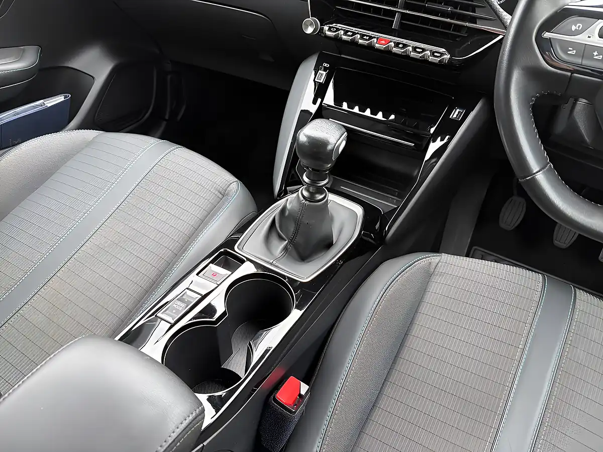Used 2021 Peugeot 208 Allure Blue - Interior and Exterior details 12