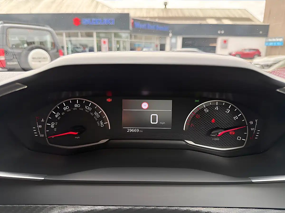 Used 2021 Peugeot 208 Allure Blue - Interior and Exterior details 18