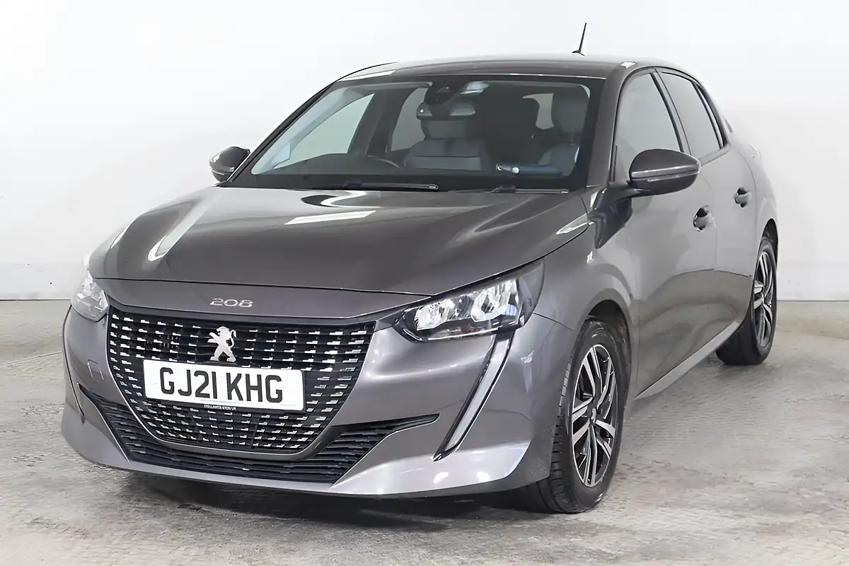 Used 2021 Peugeot 208 Allure Grey - Interior and Exterior details 3