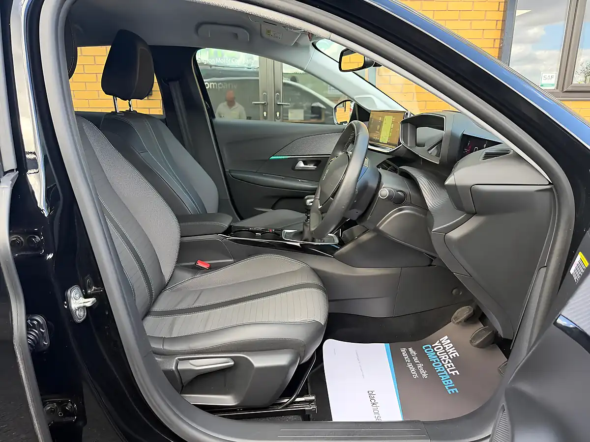 Used 2021 Peugeot 208 Allure Premium Black - Interior and Exterior details 14
