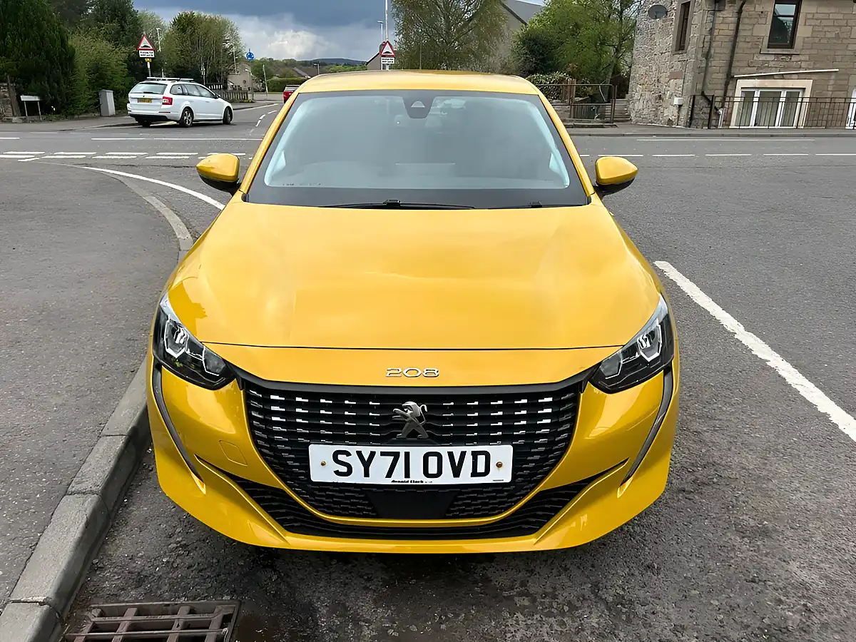 Used 2021 Peugeot 208 Allure Premium Yellow - Interior and Exterior details 6