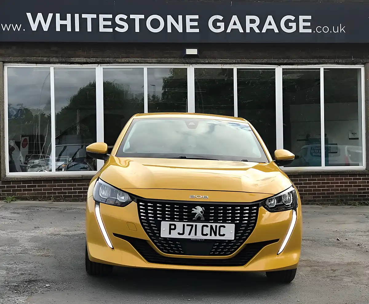 Used 2021 Peugeot 208 Allure Premium Yellow - Interior and Exterior details 10