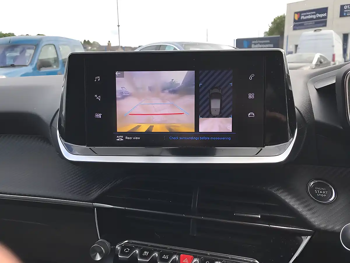 Used 2021 Peugeot 208 Allure Premium Yellow - Interior and Exterior details 3