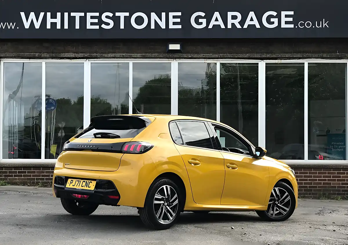 Used 2021 Peugeot 208 Allure Premium Yellow - Interior and Exterior details 8