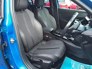 Used 2021 Peugeot 208 GT Blue - Interior and Exterior details 15