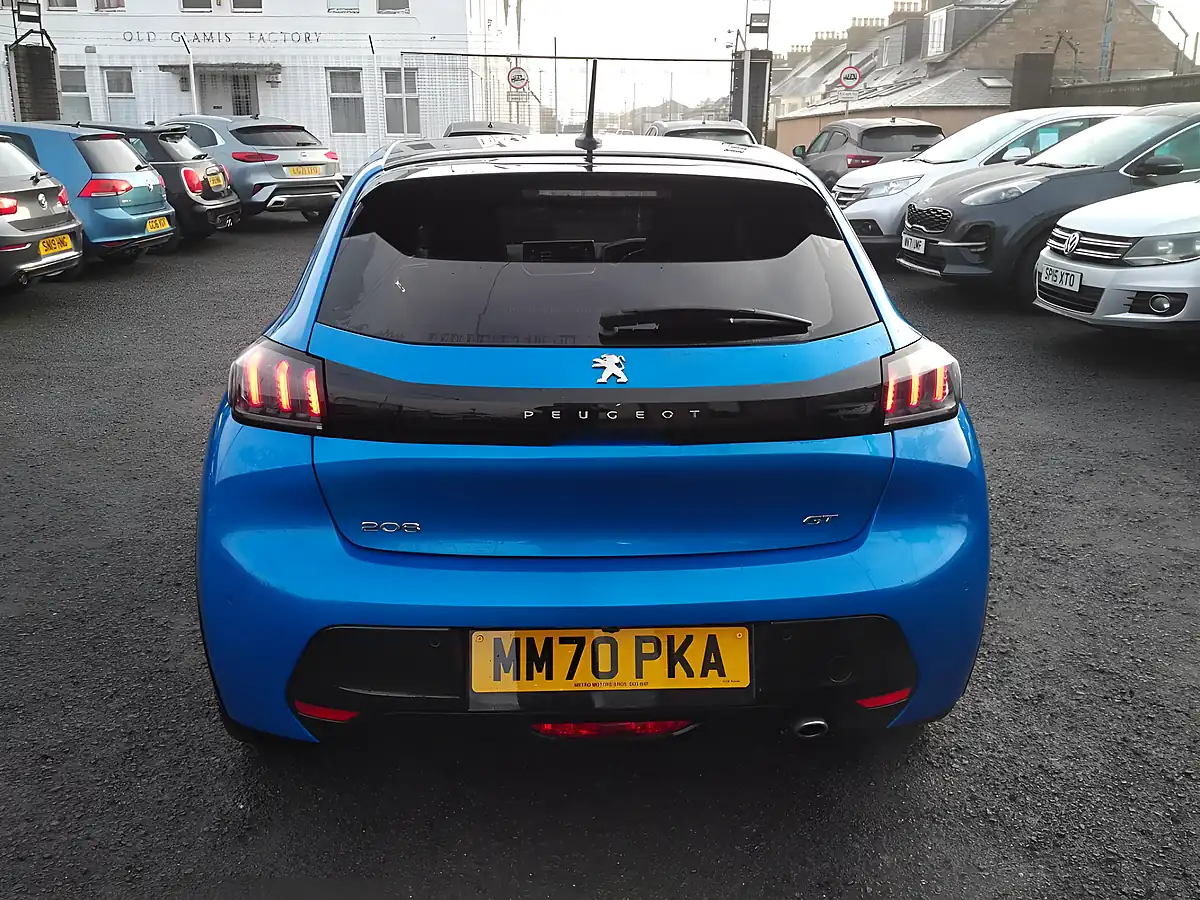 Used 2021 Peugeot 208 GT Blue - Interior and Exterior details 4