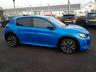 Used 2021 Peugeot 208 GT Blue - Interior and Exterior details 8