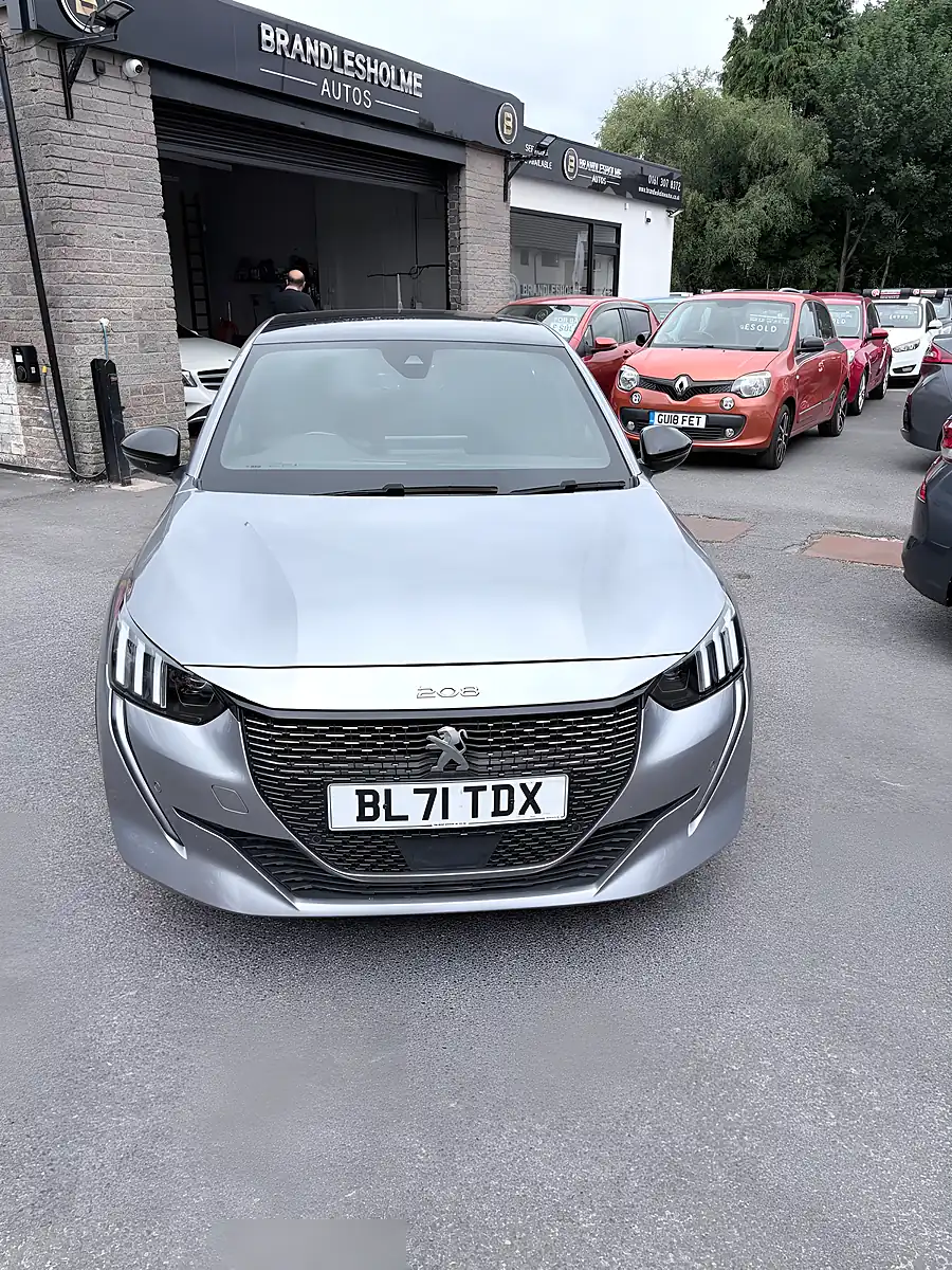 Used 2021 Peugeot 208 GT Line Grey - Interior and Exterior details 2