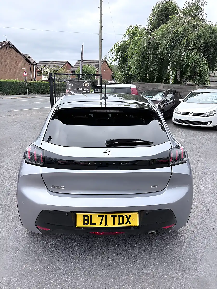 Used 2021 Peugeot 208 GT Line Grey - Interior and Exterior details 5