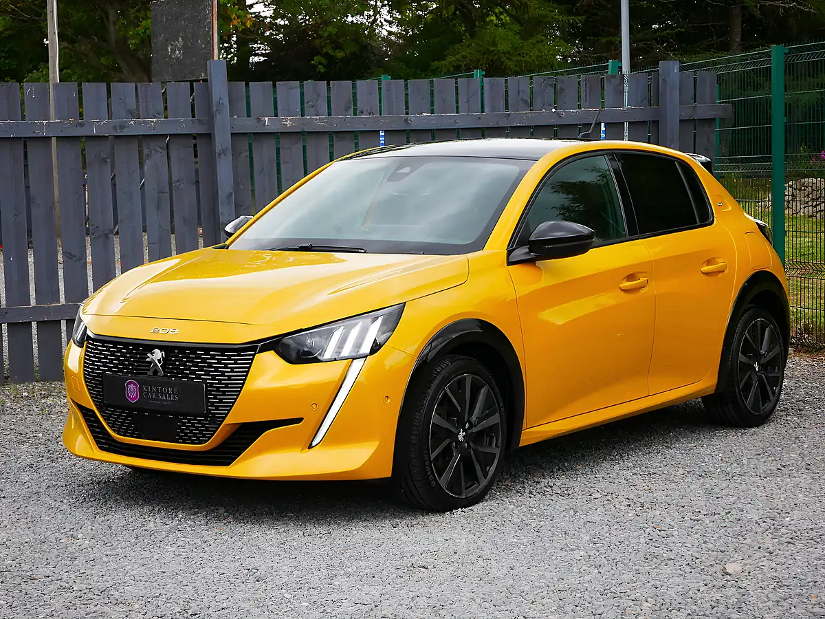 Used 2021 Peugeot 208 GT Premium Yellow - Interior and Exterior details 4