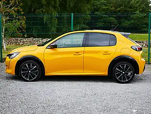 Used 2021 Peugeot 208 GT Premium Yellow - Interior and Exterior details 6