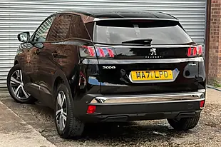 Used 2021 Peugeot 3008 Allure Black - Interior and Exterior details 16