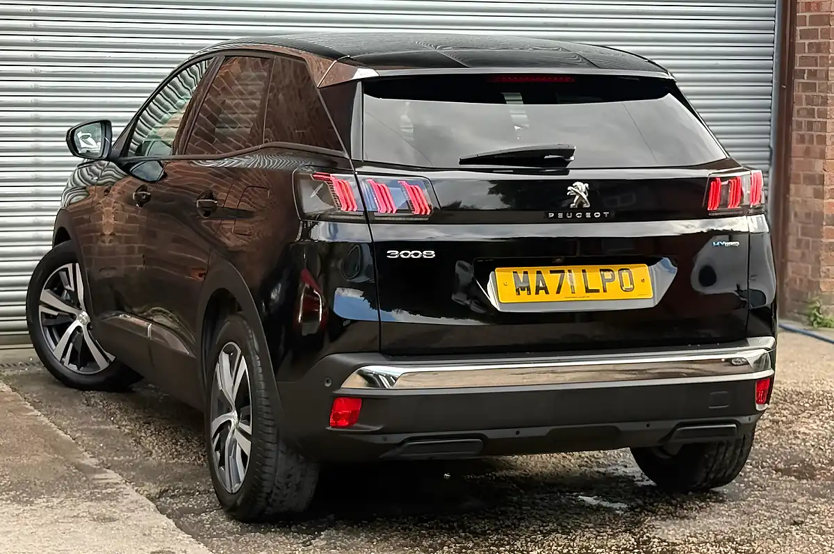 Used 2021 Peugeot 3008 Allure Black - Interior and Exterior details 16