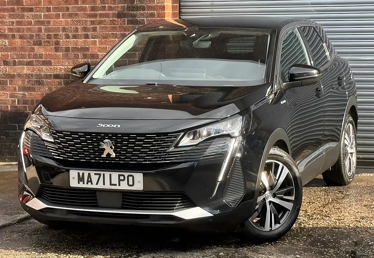 Used 2021 Peugeot 3008 Allure Black - Interior and Exterior details 2