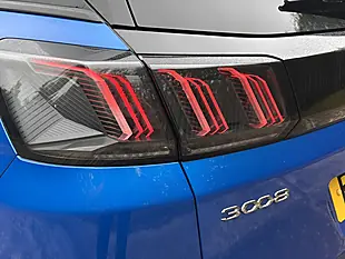 Used 2021 Peugeot 3008 Allure Premium Blue - Interior and Exterior details 18
