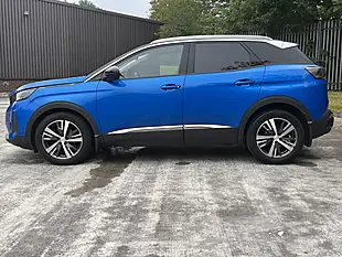 Used 2021 Peugeot 3008 Allure Premium Blue - Interior and Exterior details 8