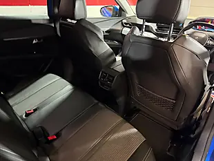 Used 2021 Peugeot 3008 Allure Premium Blue - Interior and Exterior details 11