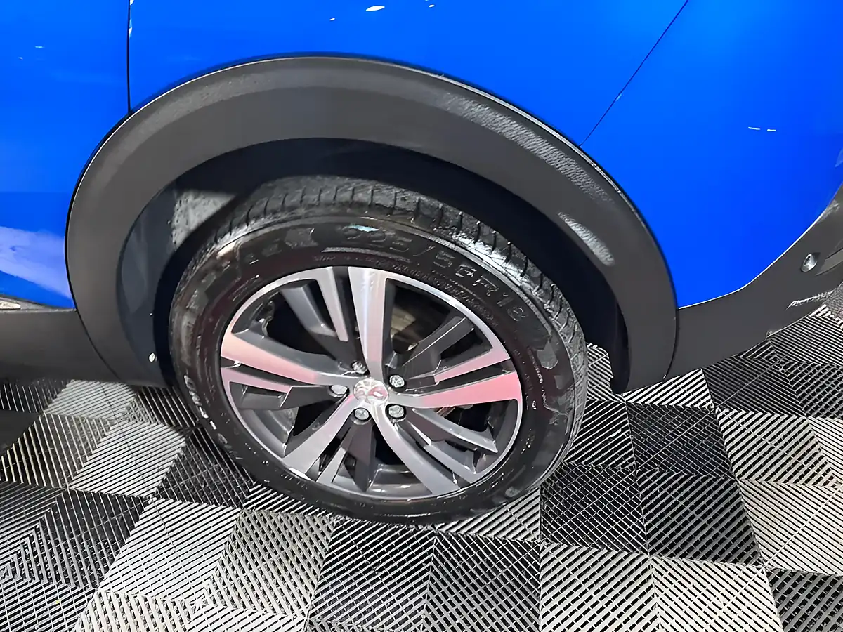 Used 2021 Peugeot 3008 Allure Premium Blue - Interior and Exterior details 14