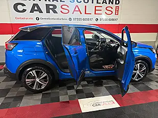 Used 2021 Peugeot 3008 Allure Premium Blue - Interior and Exterior details 9