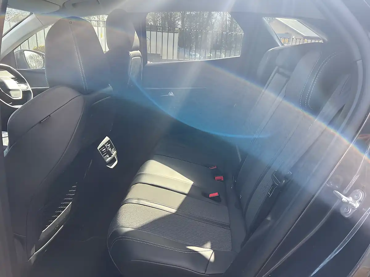 Used 2021 Peugeot 3008 Allure Premium Grey - Interior and Exterior details 15