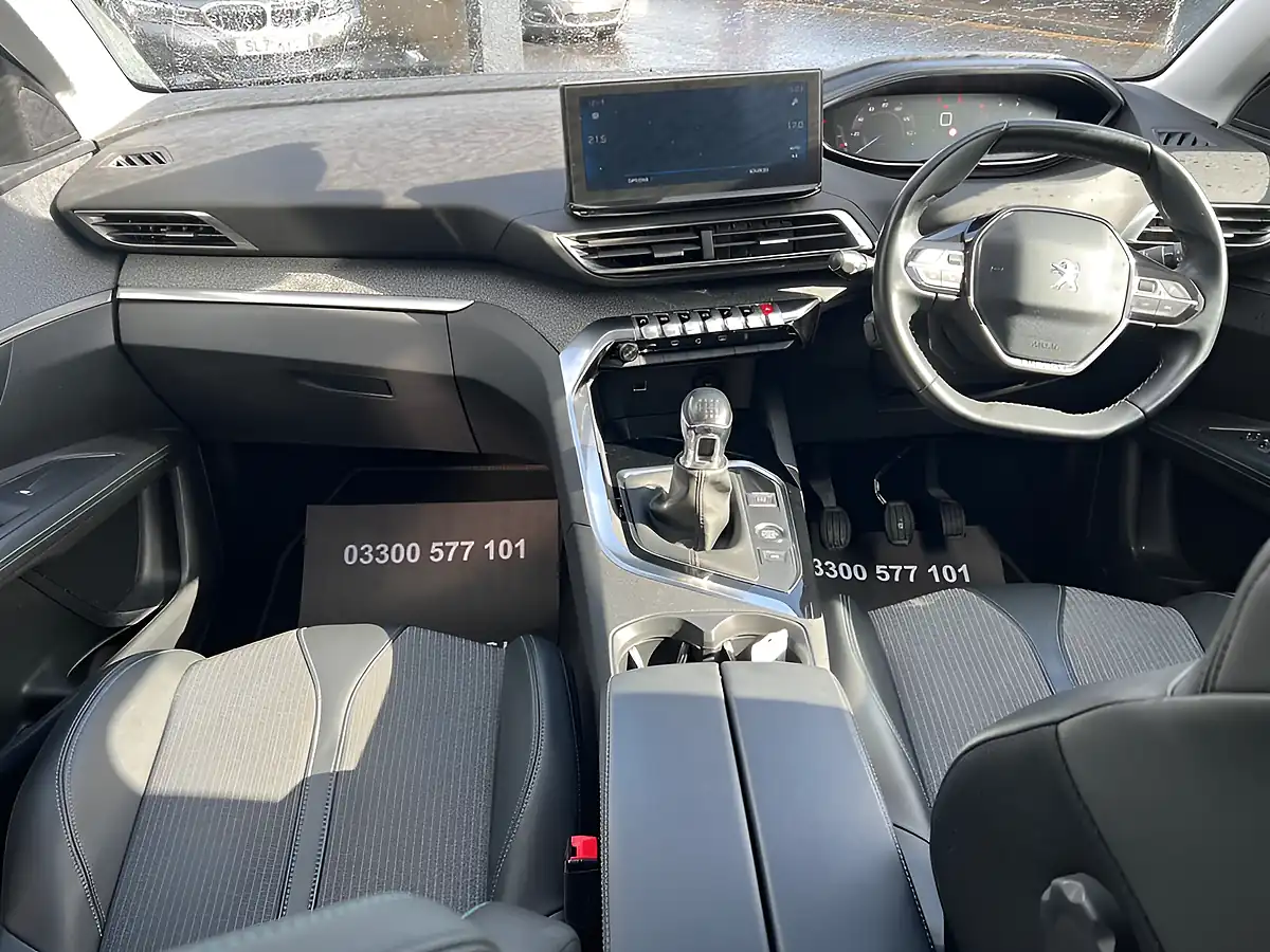 Used 2021 Peugeot 3008 Allure Premium Grey - Interior and Exterior details 16